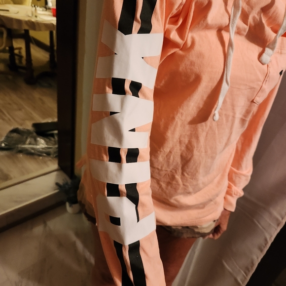 Like New Victoria Secrets Hoodie Peach Long Sleeved Sweatshirt Small - Picture 2 of 5